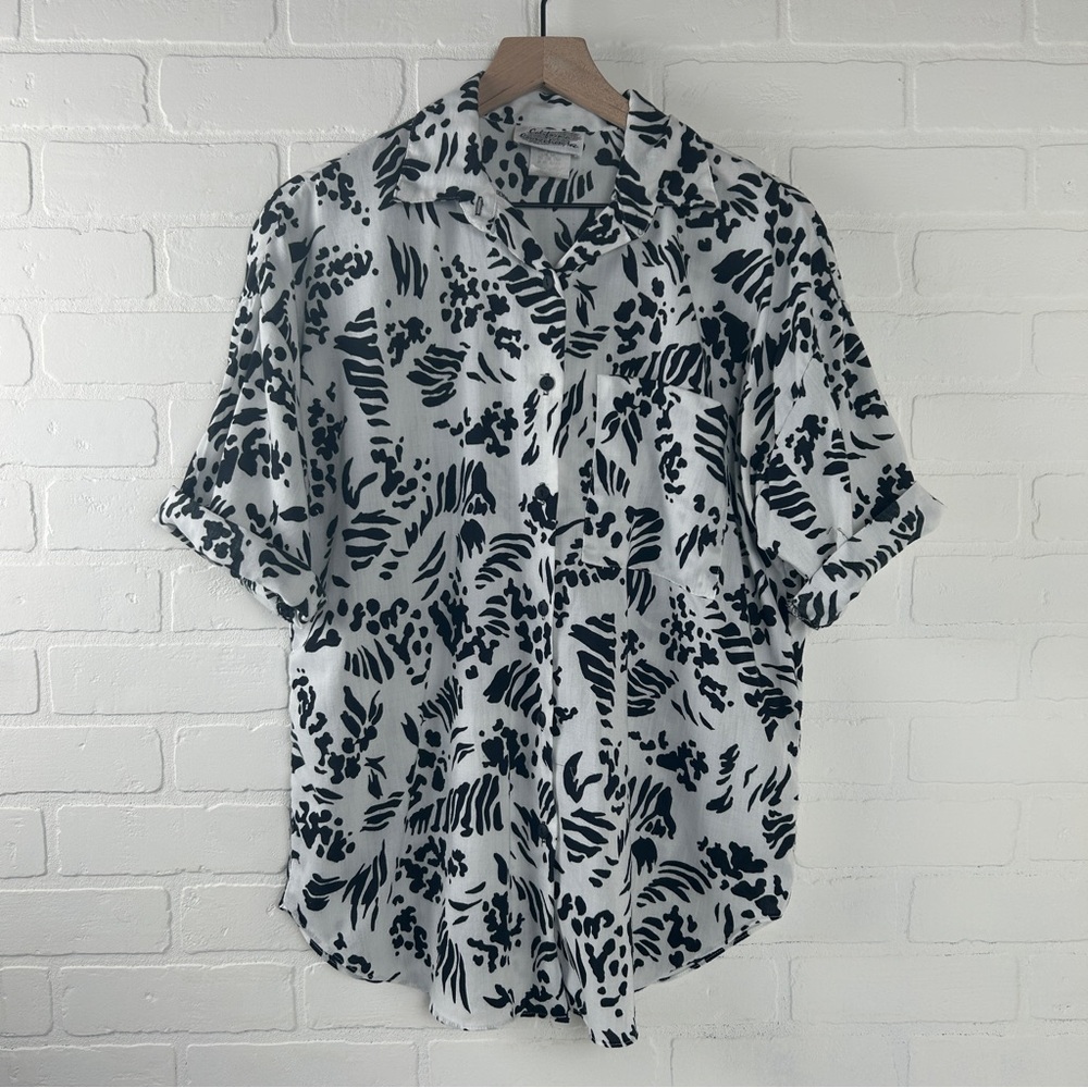 Vintage Black and White Patterned Shirt